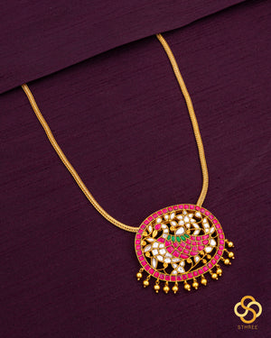 Annapakshi Padakkam - Kemp red