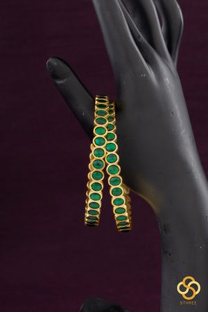 Jadau Kundan bangles - Emerald Green