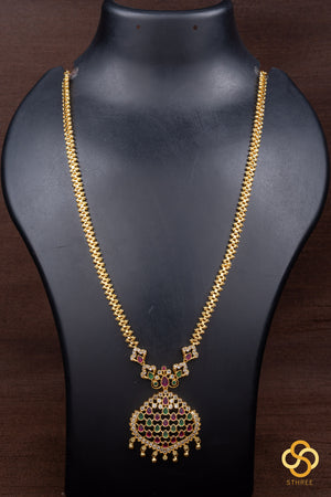 Long chain with Pendent