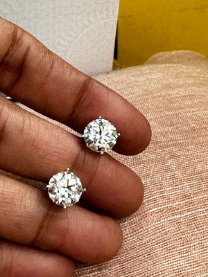 Moissanite Solitaire 4 carat - 10.0 mm
