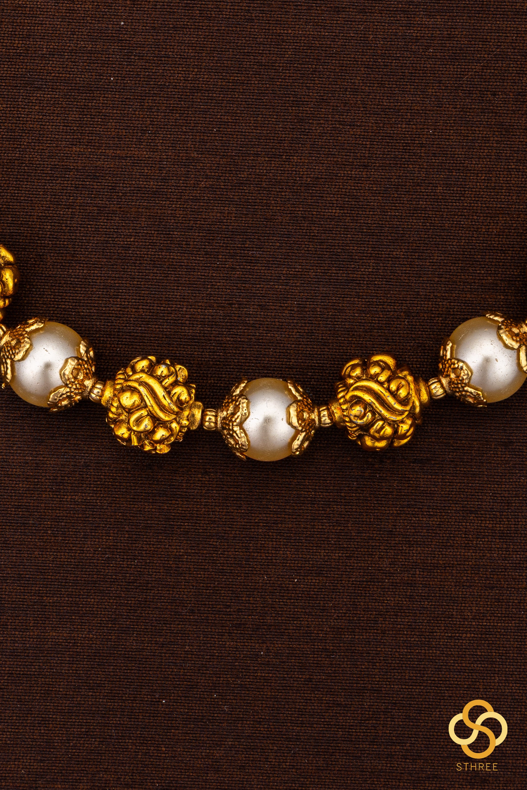 Pearls with gold balls set