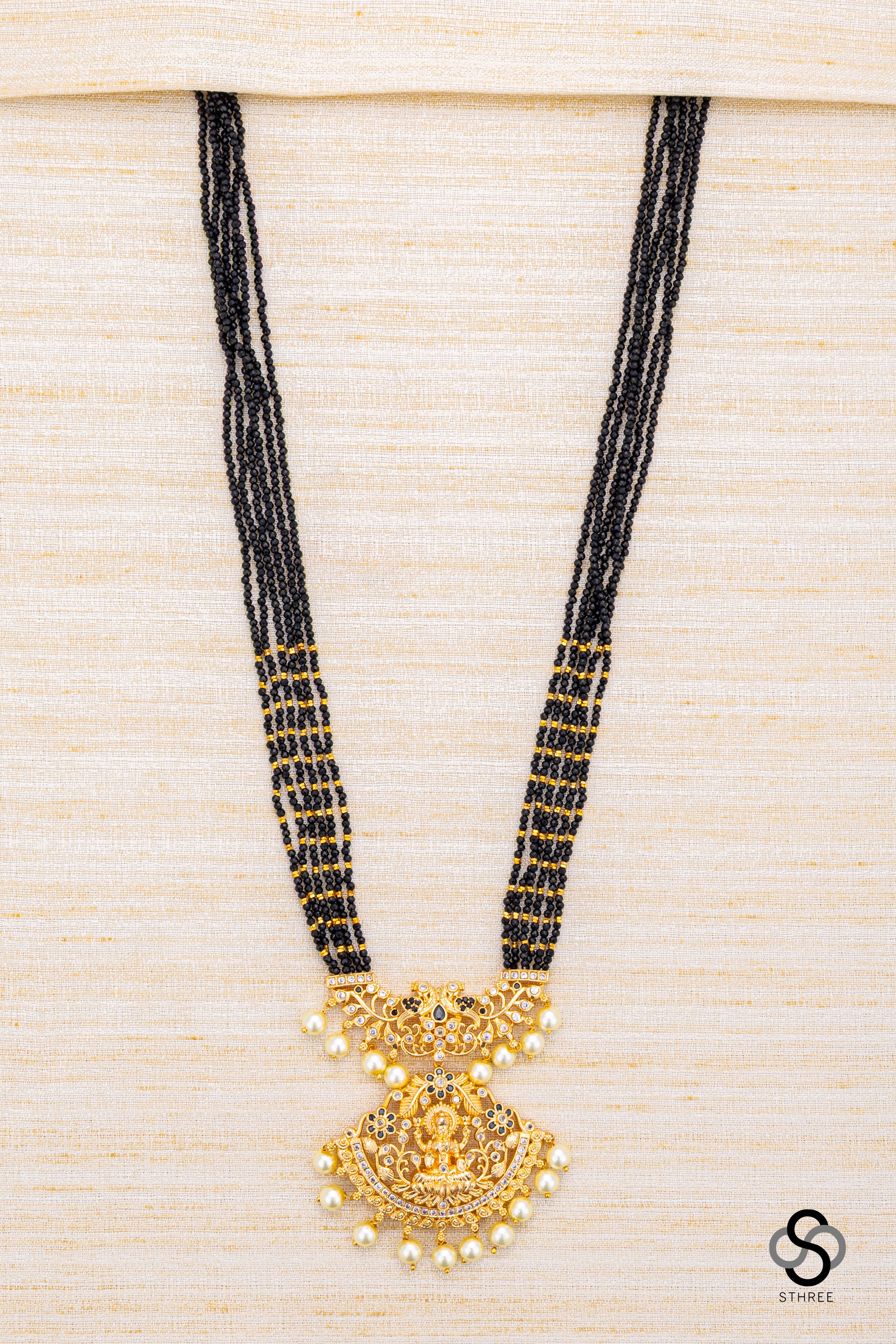 Karugamani with lakshmi  pendant