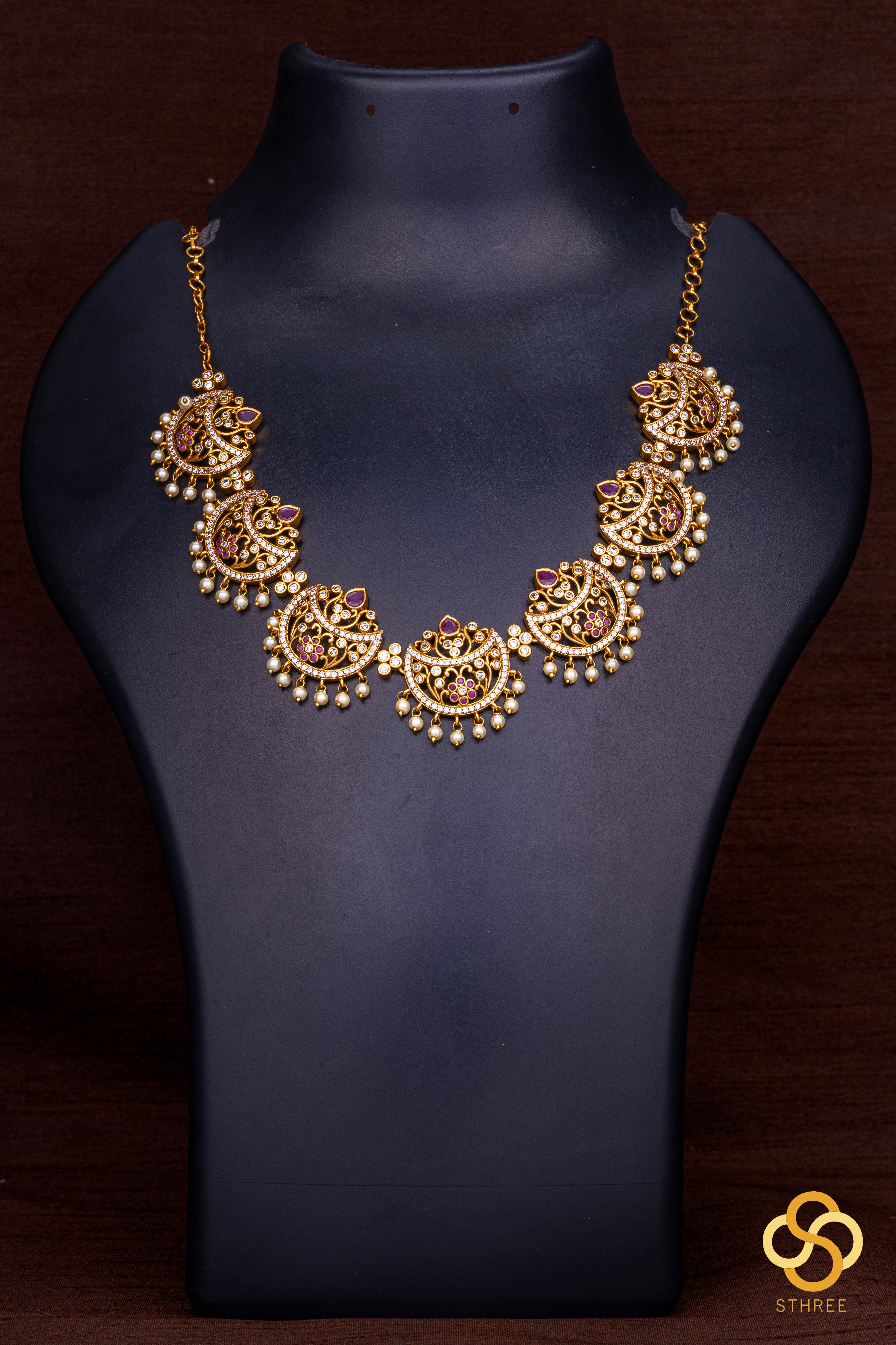 Seven Chandbali Pendant with Pearls