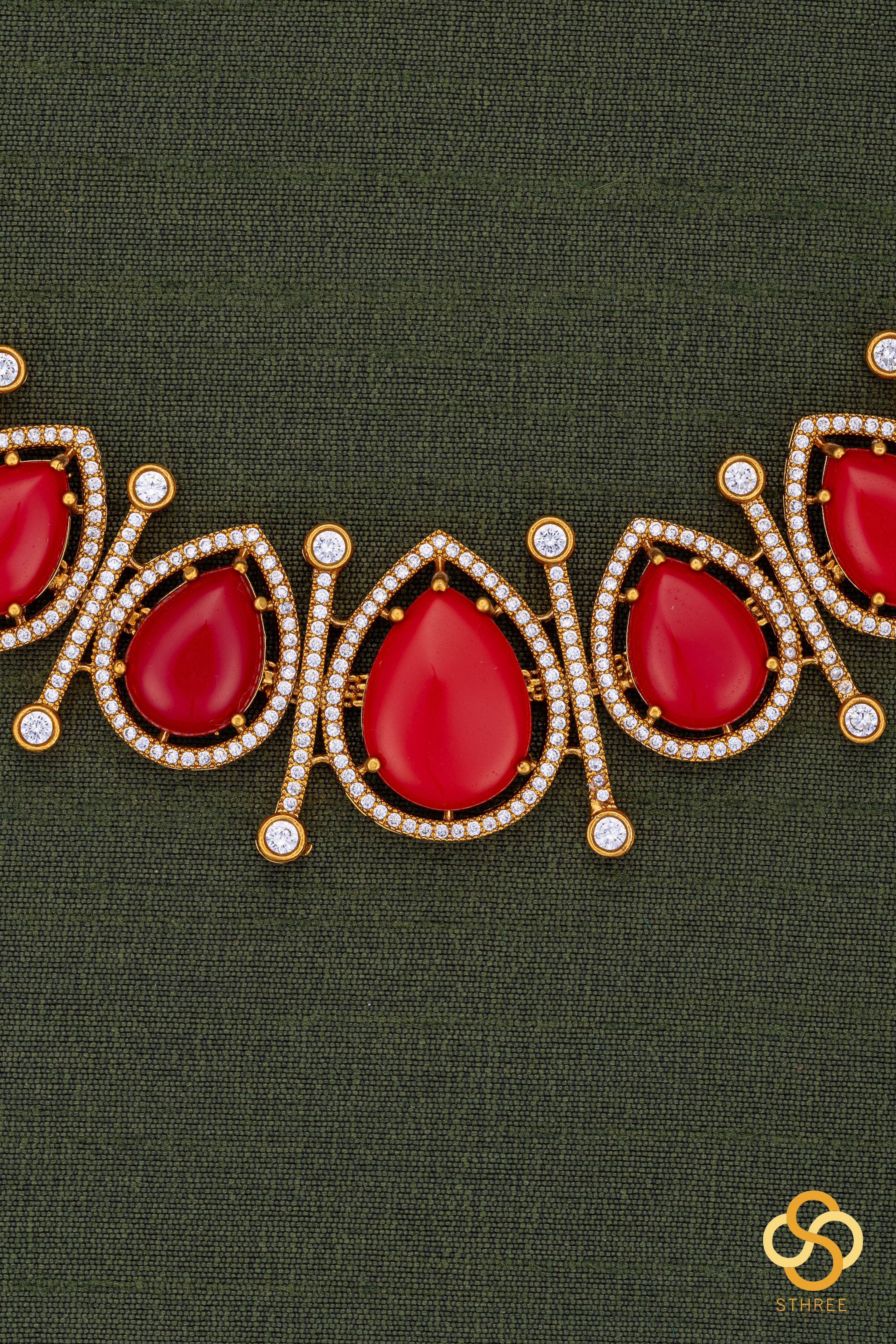 Coral Pendant Choker