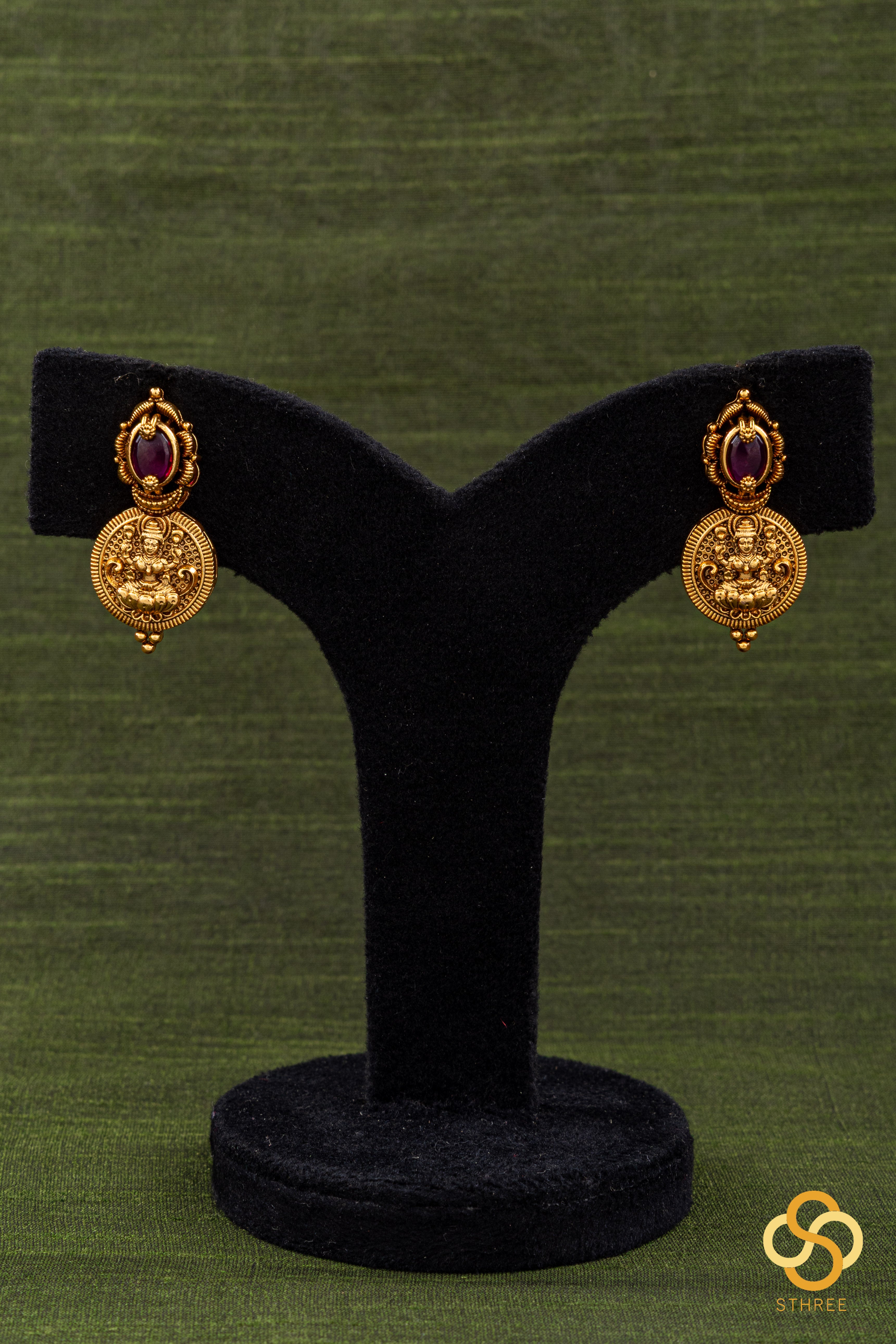 Lakshmi Kasumalai set with kempu stones