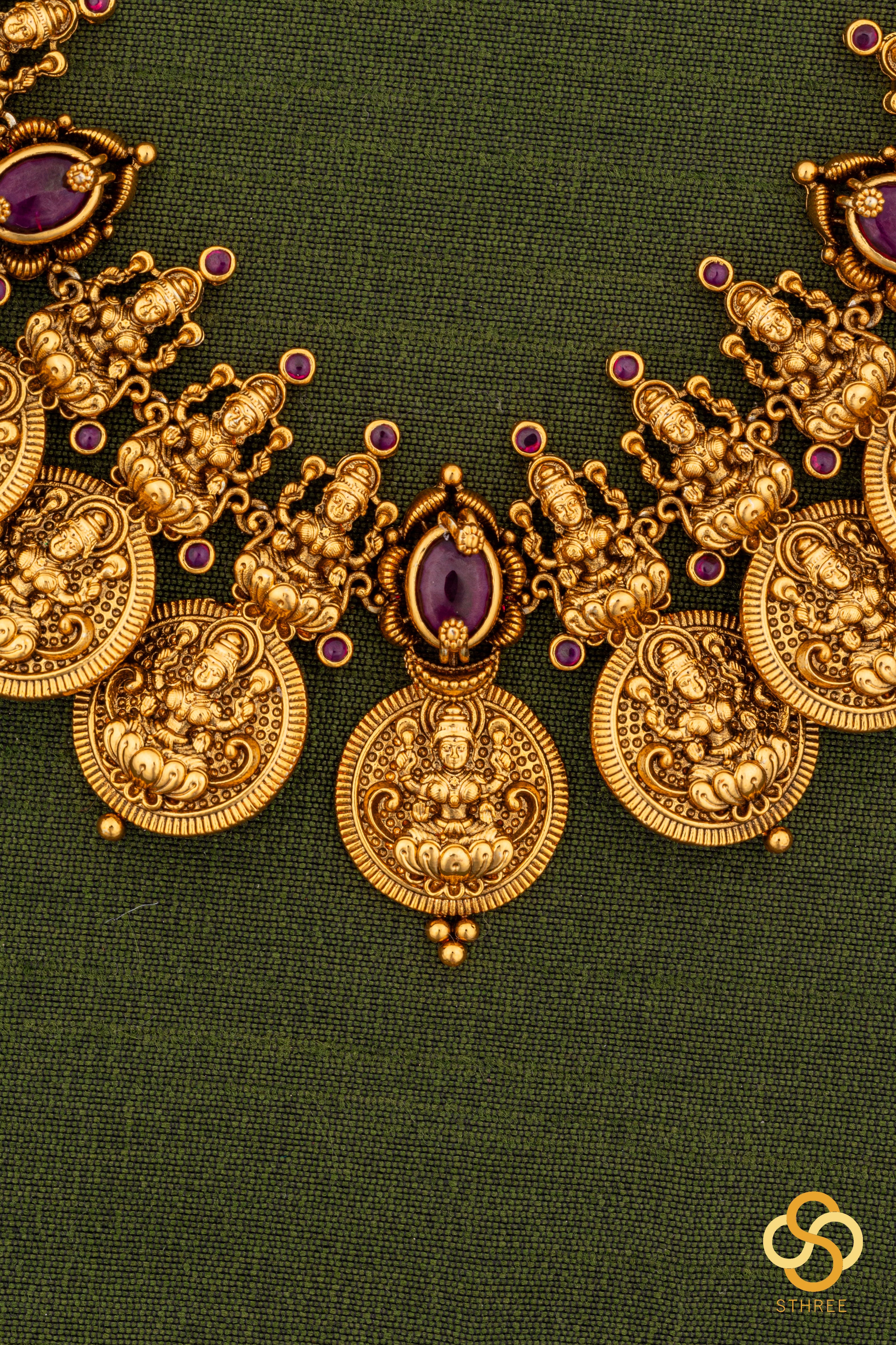 Lakshmi Kasumalai set with kempu stones