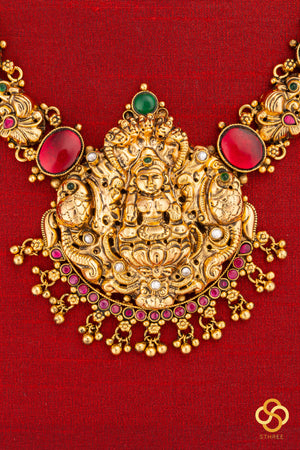 Nagalakshmi pendant necklace set