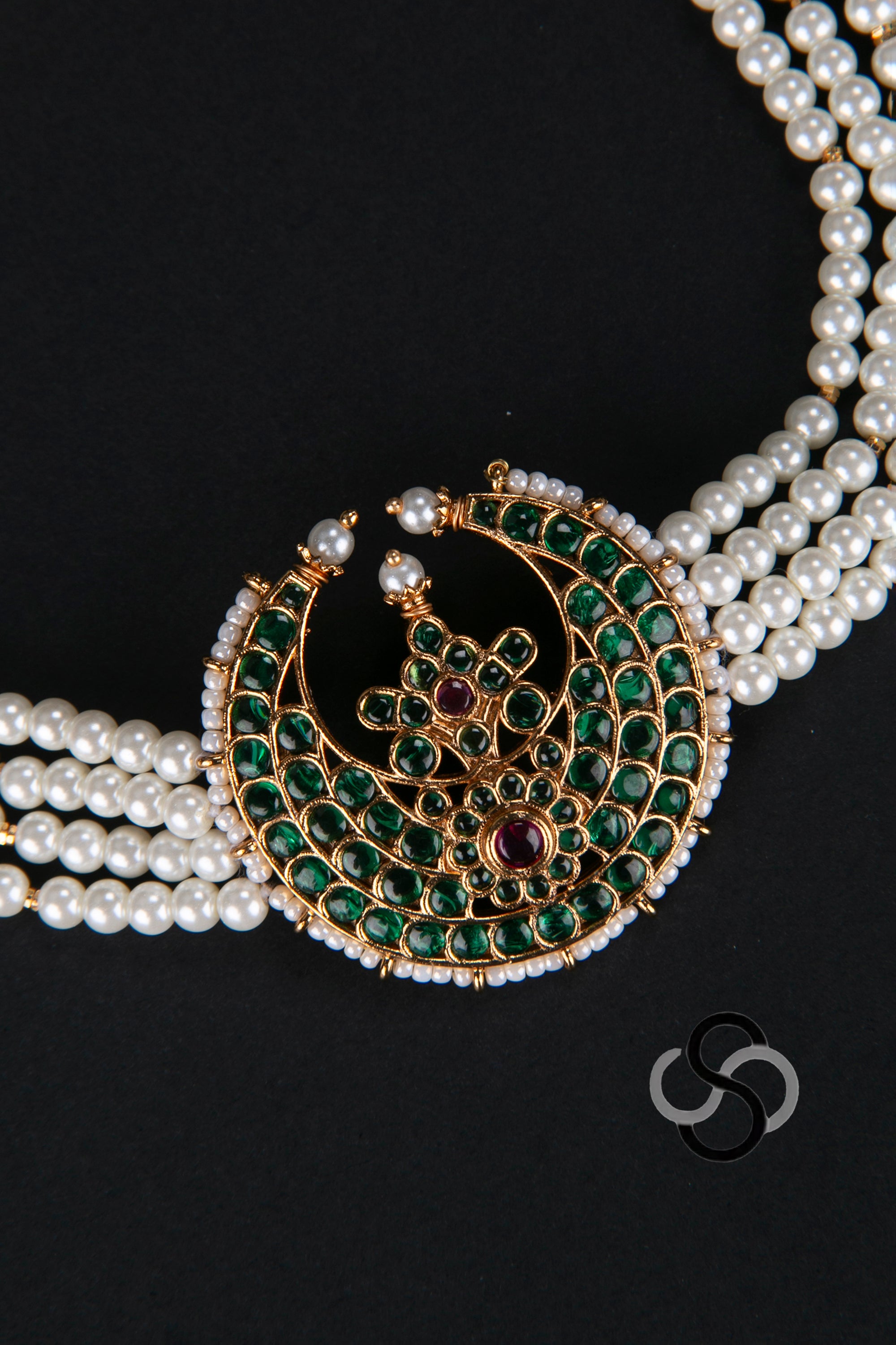 Pearl Choker - 4 Lines - Chandbali Pendant in Green