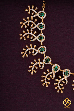 Diamond Pattern Necklace with Emerald Green Pendants
