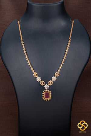 Solitaire necklace - Ruby red pendent