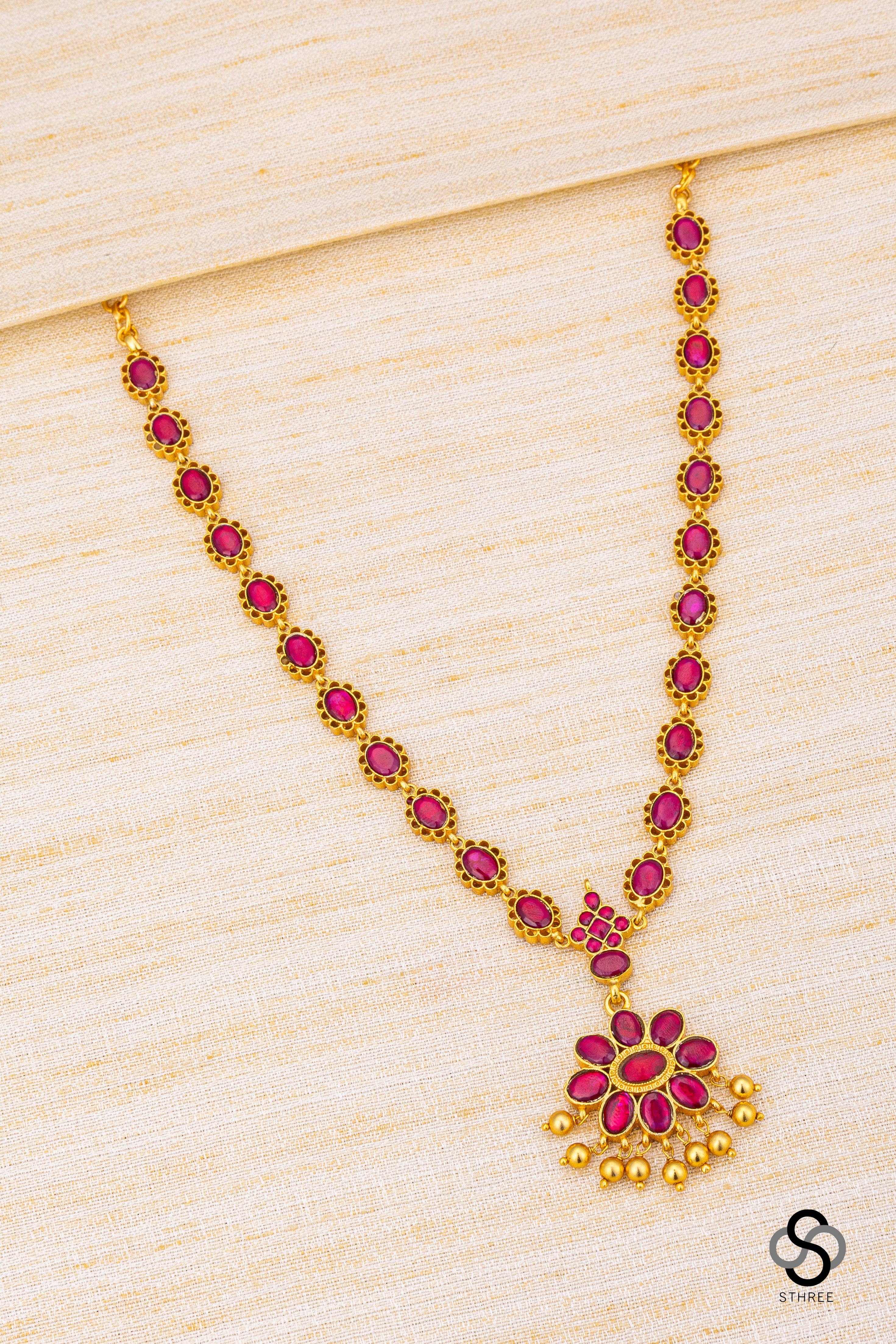 Ambujam - Palakkadu Necklace with Gold Balls Hanging