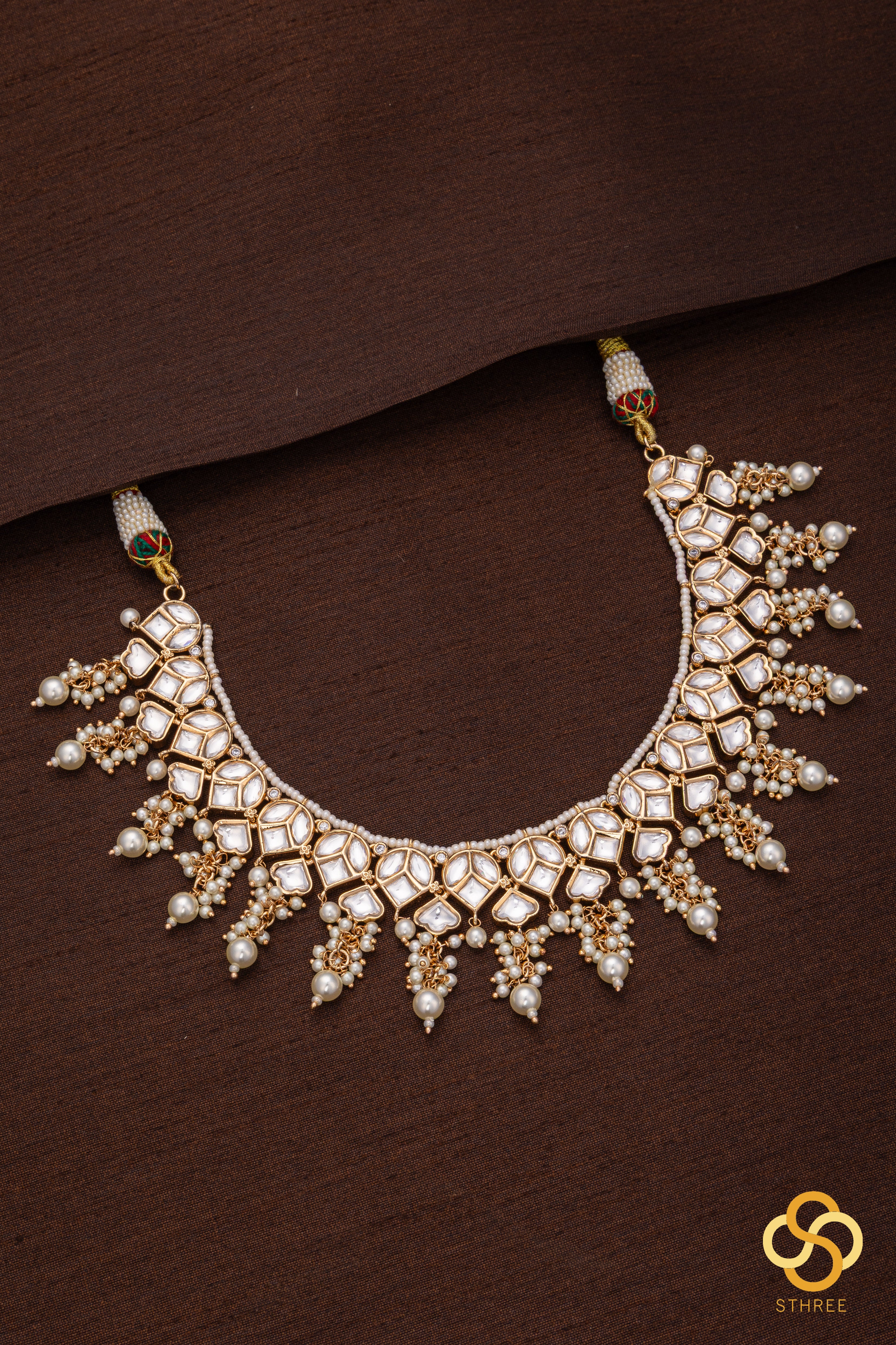 Uncut White Kundan and Pearls Choker