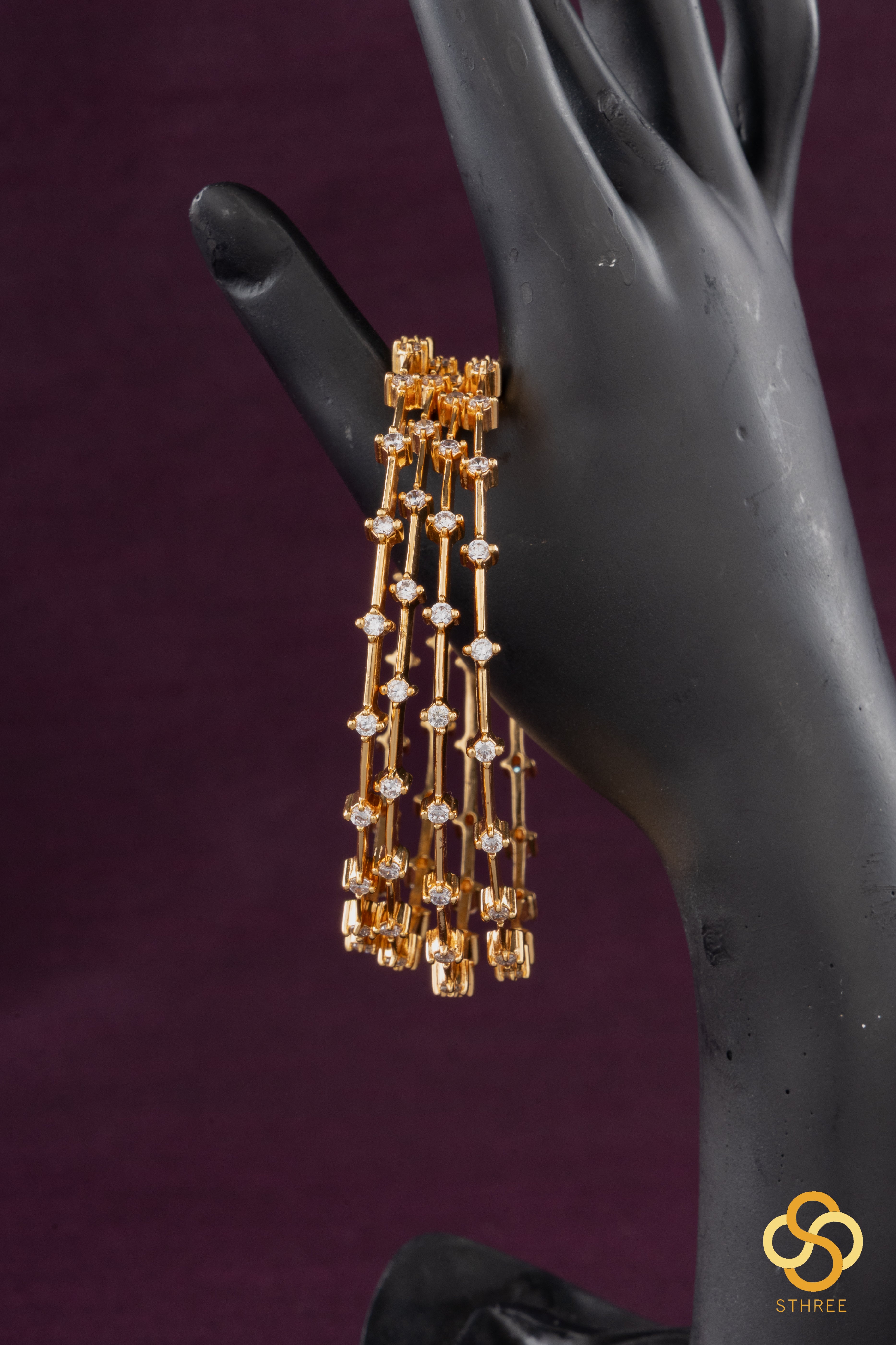Diamond pattern bangle set  - Set of 4 bangles