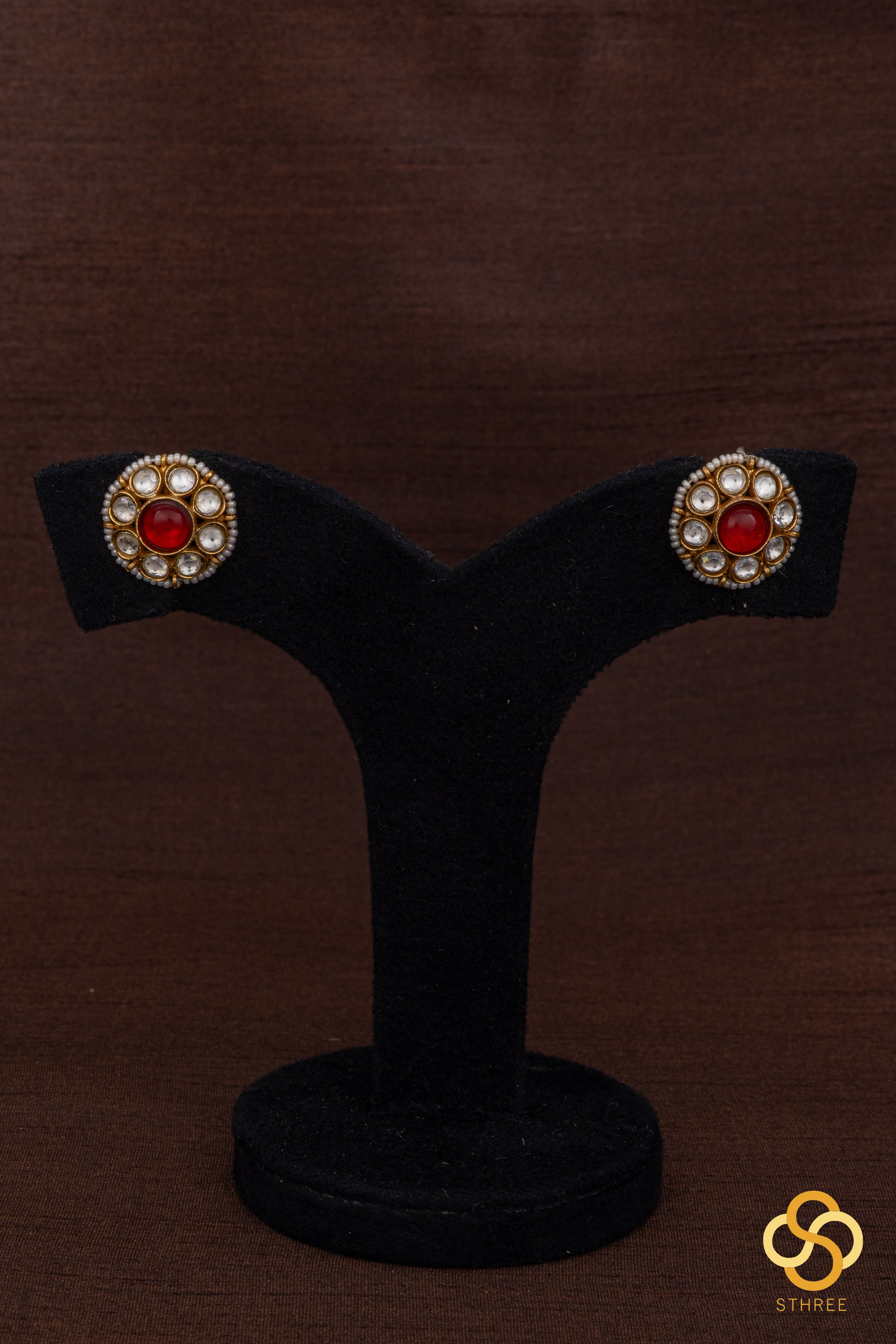 Pearl Choker in Jadau kundan pendant - ruby red