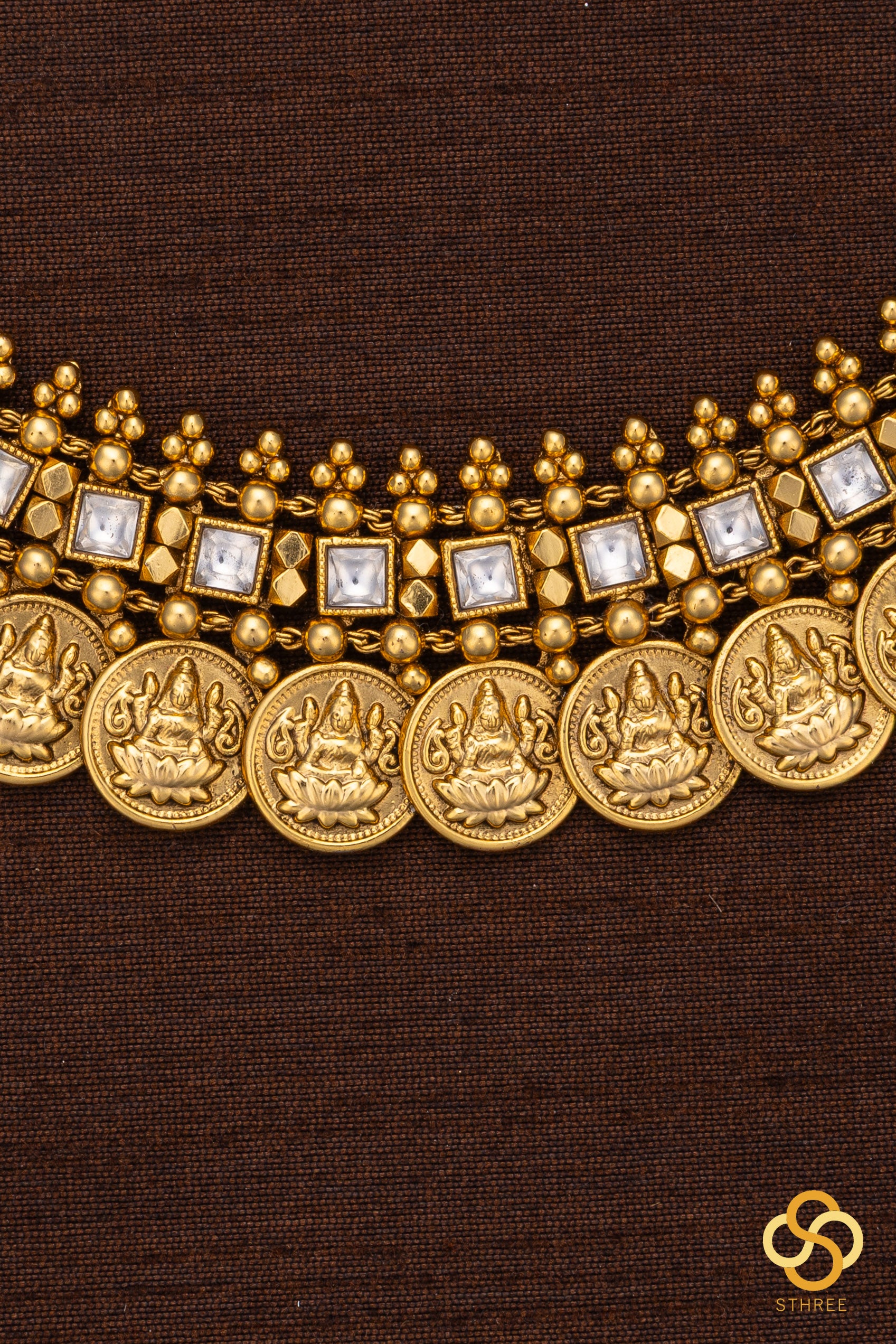 Lakshmi Kasumalai Set with White Square Stones