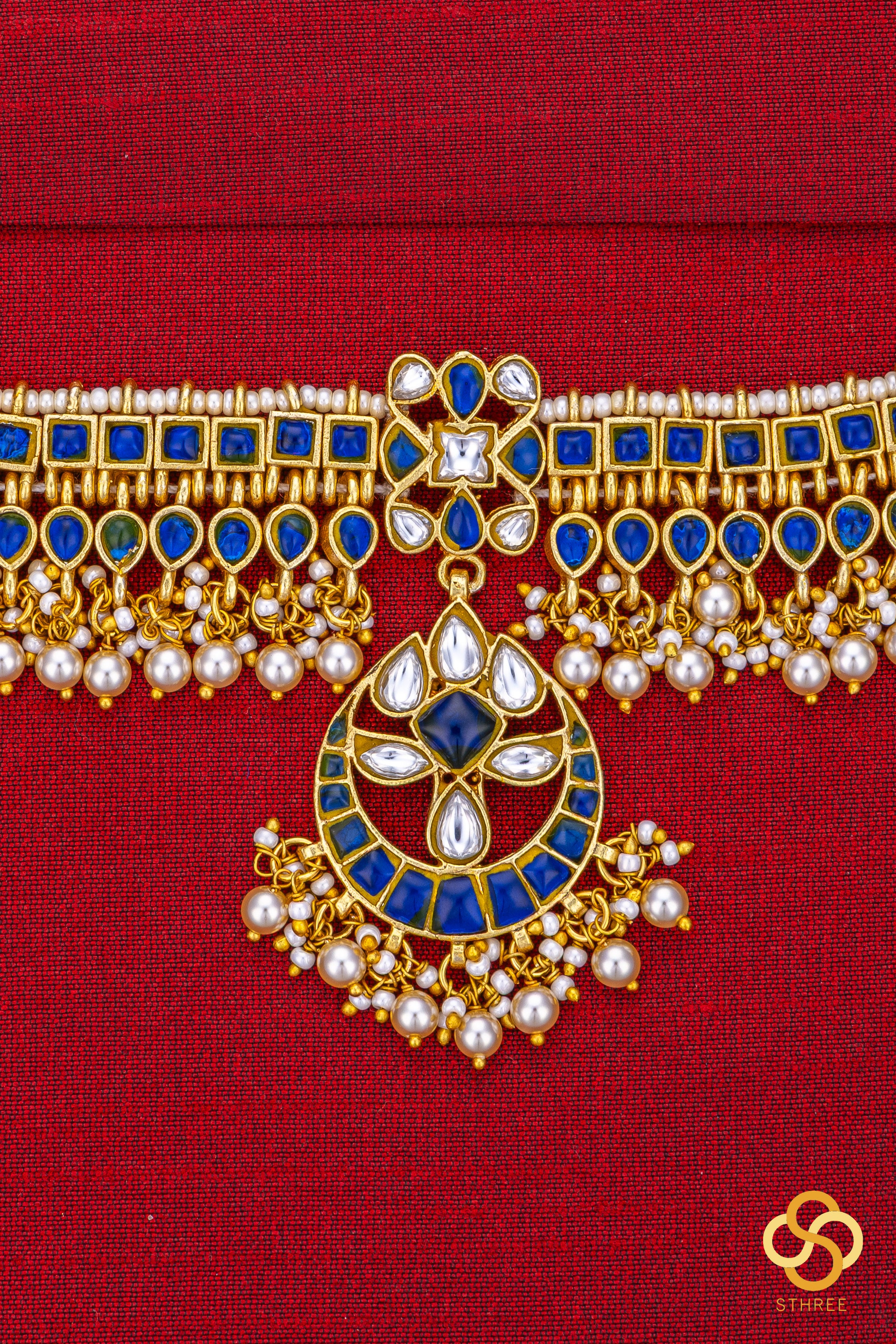 Traditional kemp choker in Blue