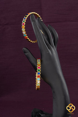 Jadau Kundan bangles - Navarathna