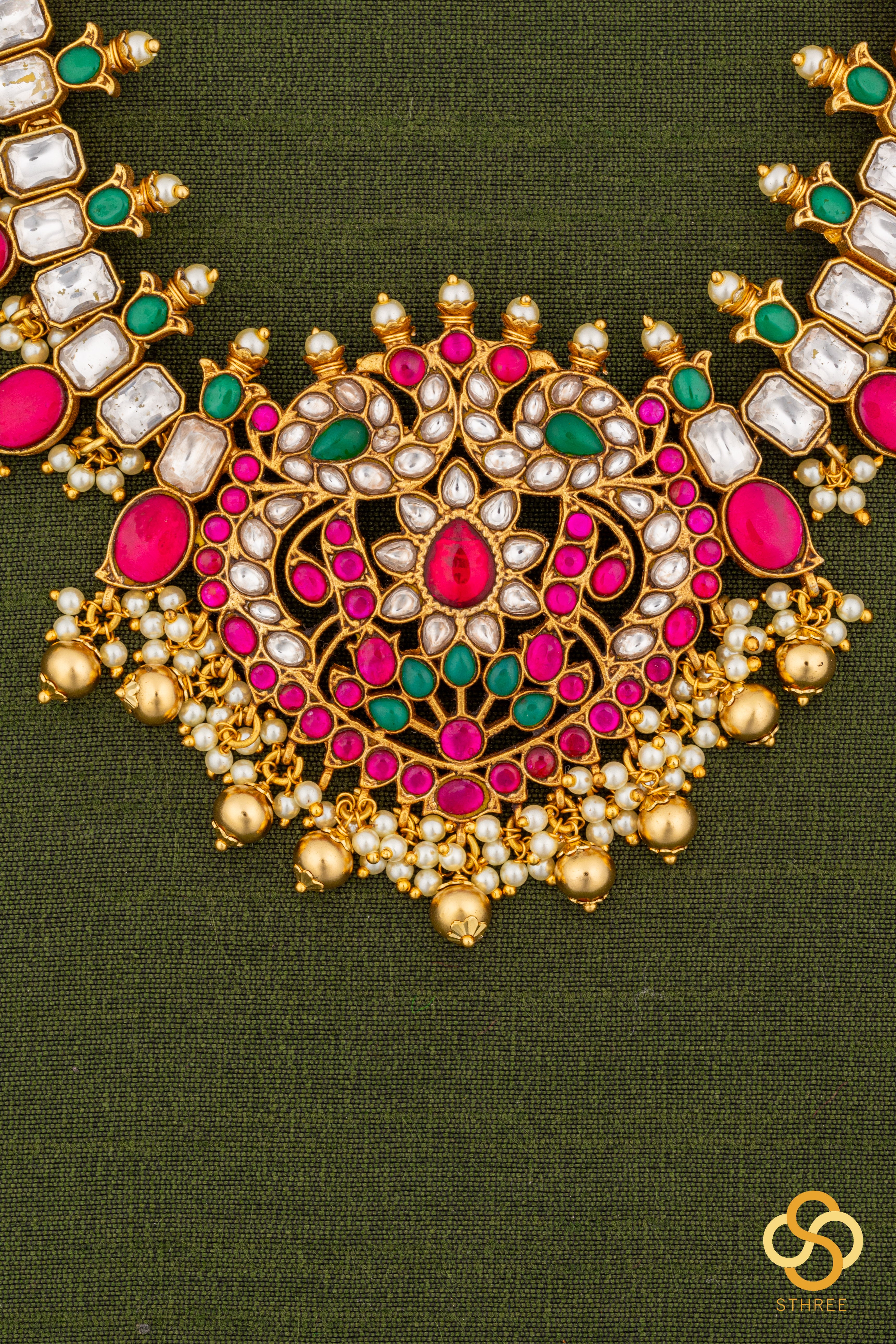Jadau kundan with Mayil pendent Necklace  - Ruby red and Emerald green