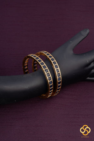 Sapphire blue - Square stone bangles