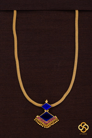 Keralam Padakkam necklace - Sapphire blue