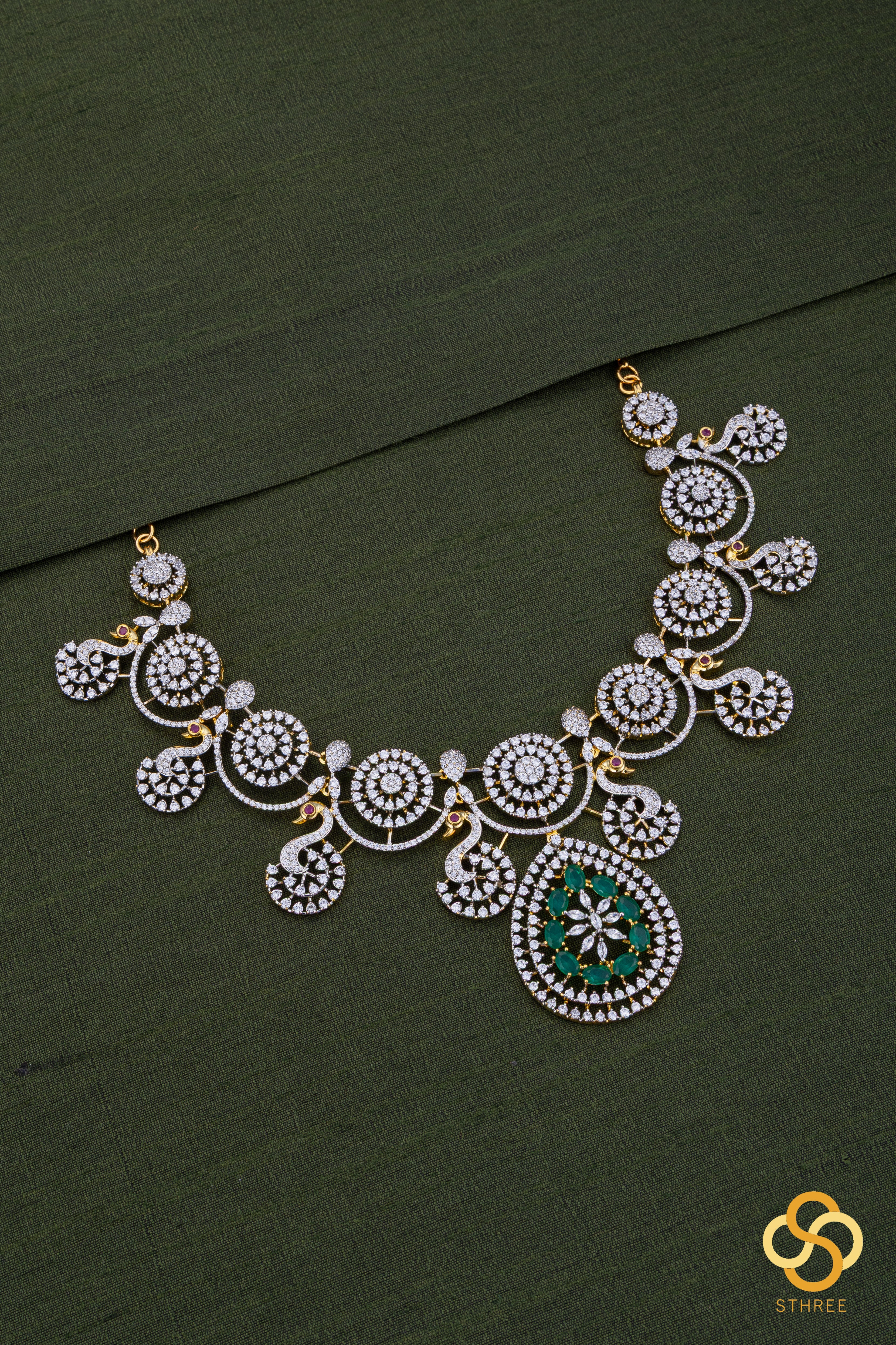 Peacock Zircon necklace - Emerald colour centre piece