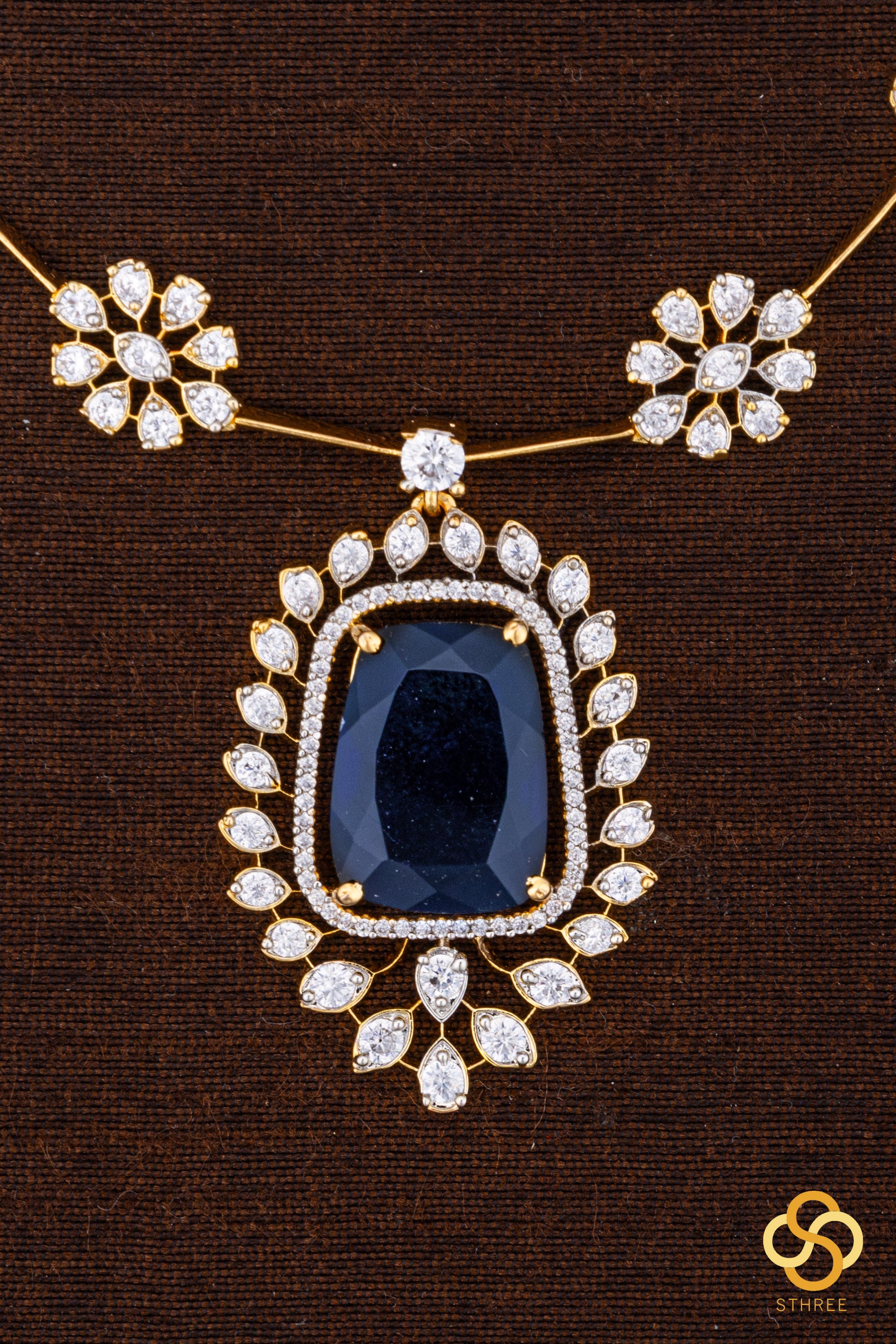Diamond Pattern Necklace with Sapphire Blue Pendant