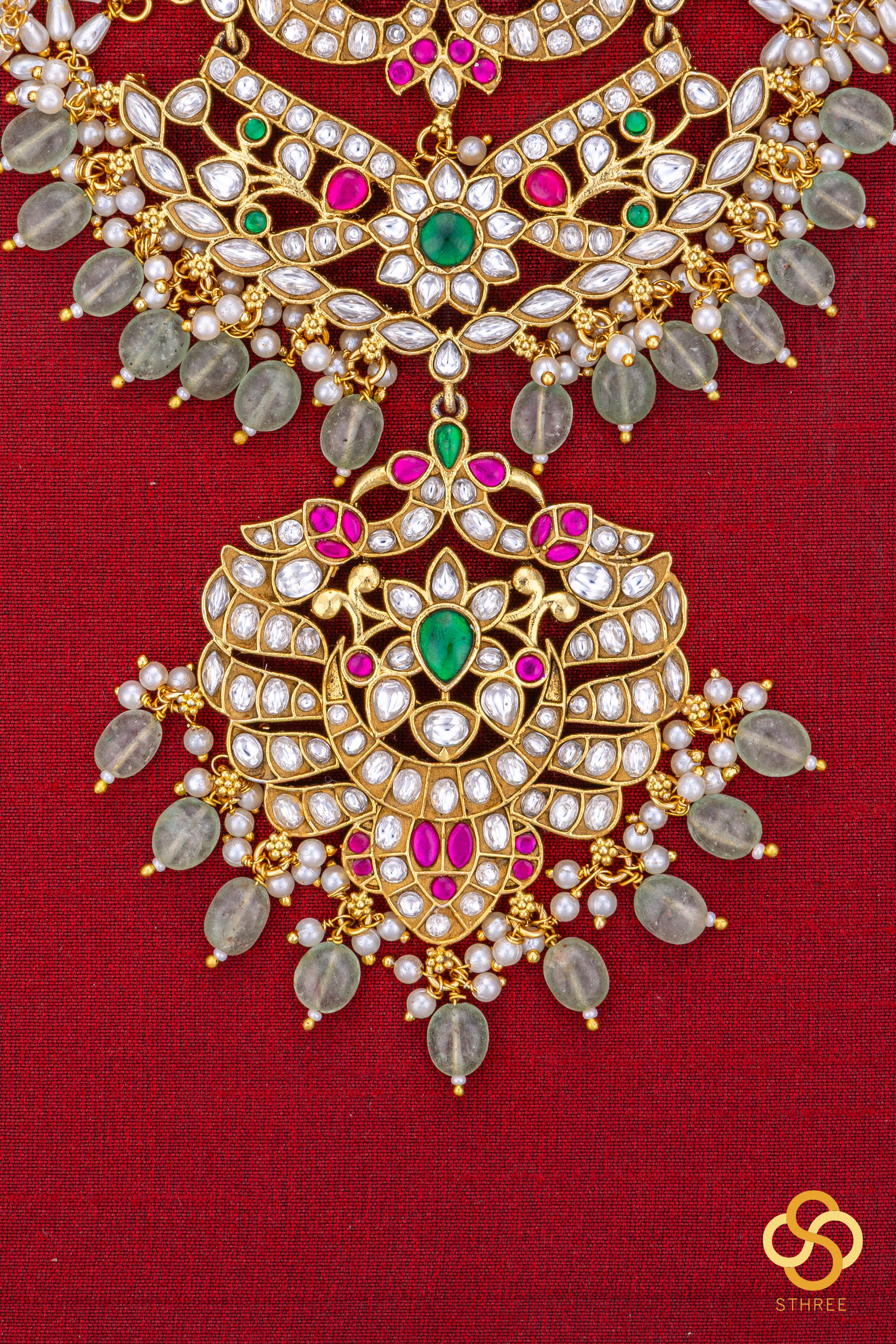 Hasli Haram necklace set - White