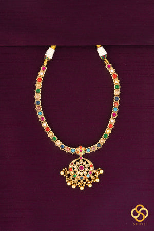 Navarathna addigai - Pavizhamalli pattern
