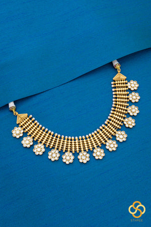 Eight Stone Flower Choker