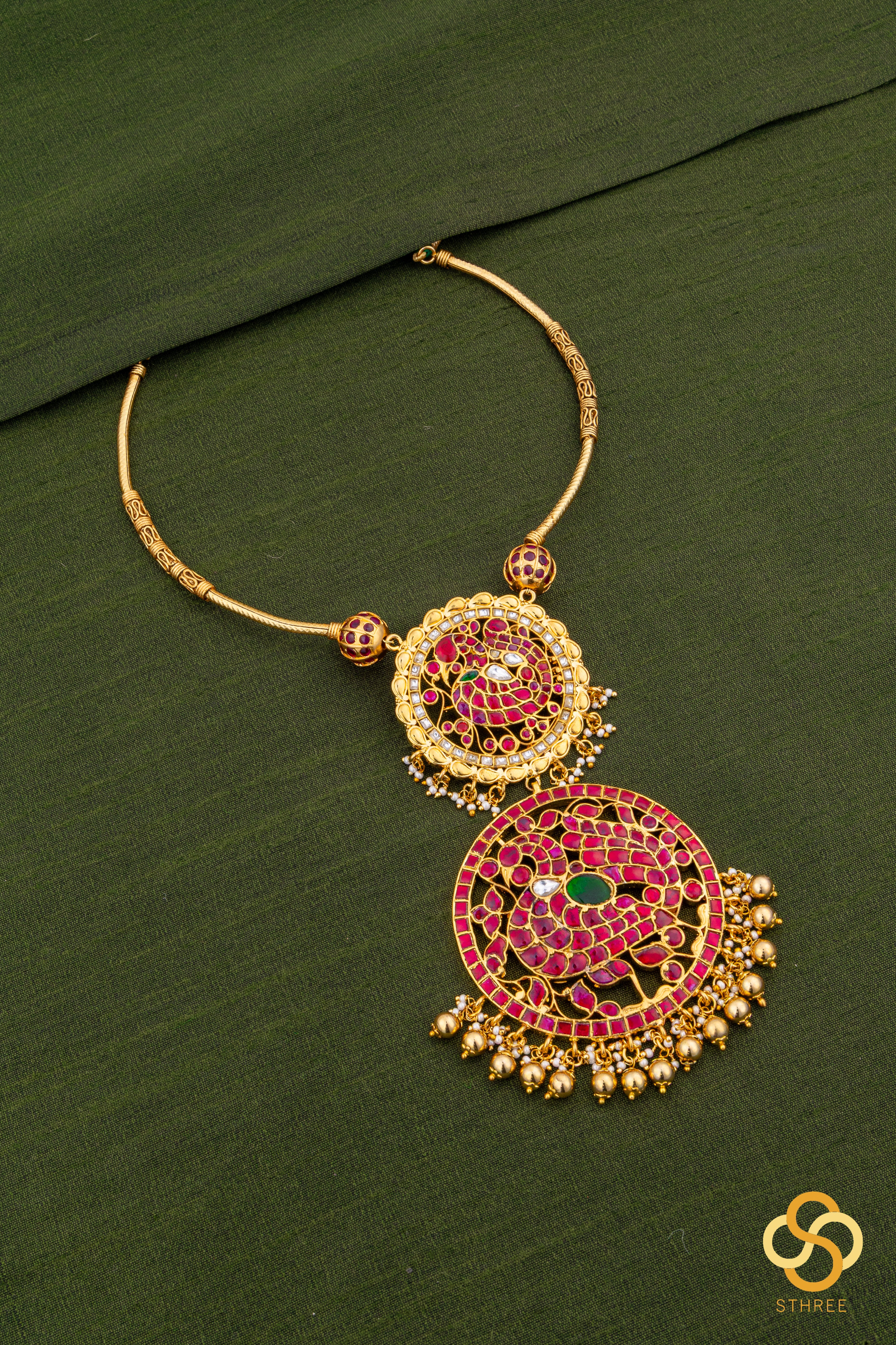 Hasli set - Mayil pendent