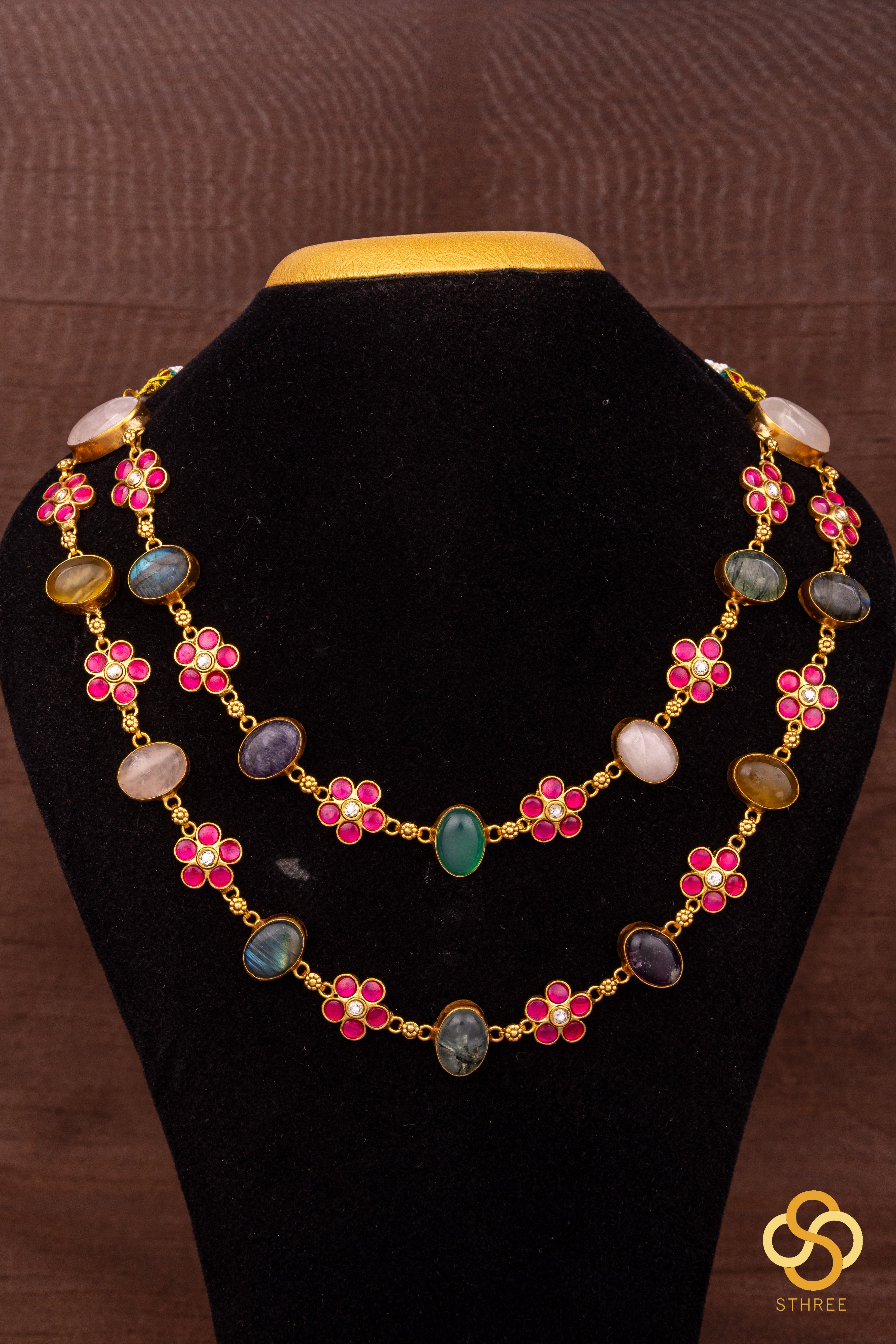 Layered cabochon and kemp necklace - Multi colour