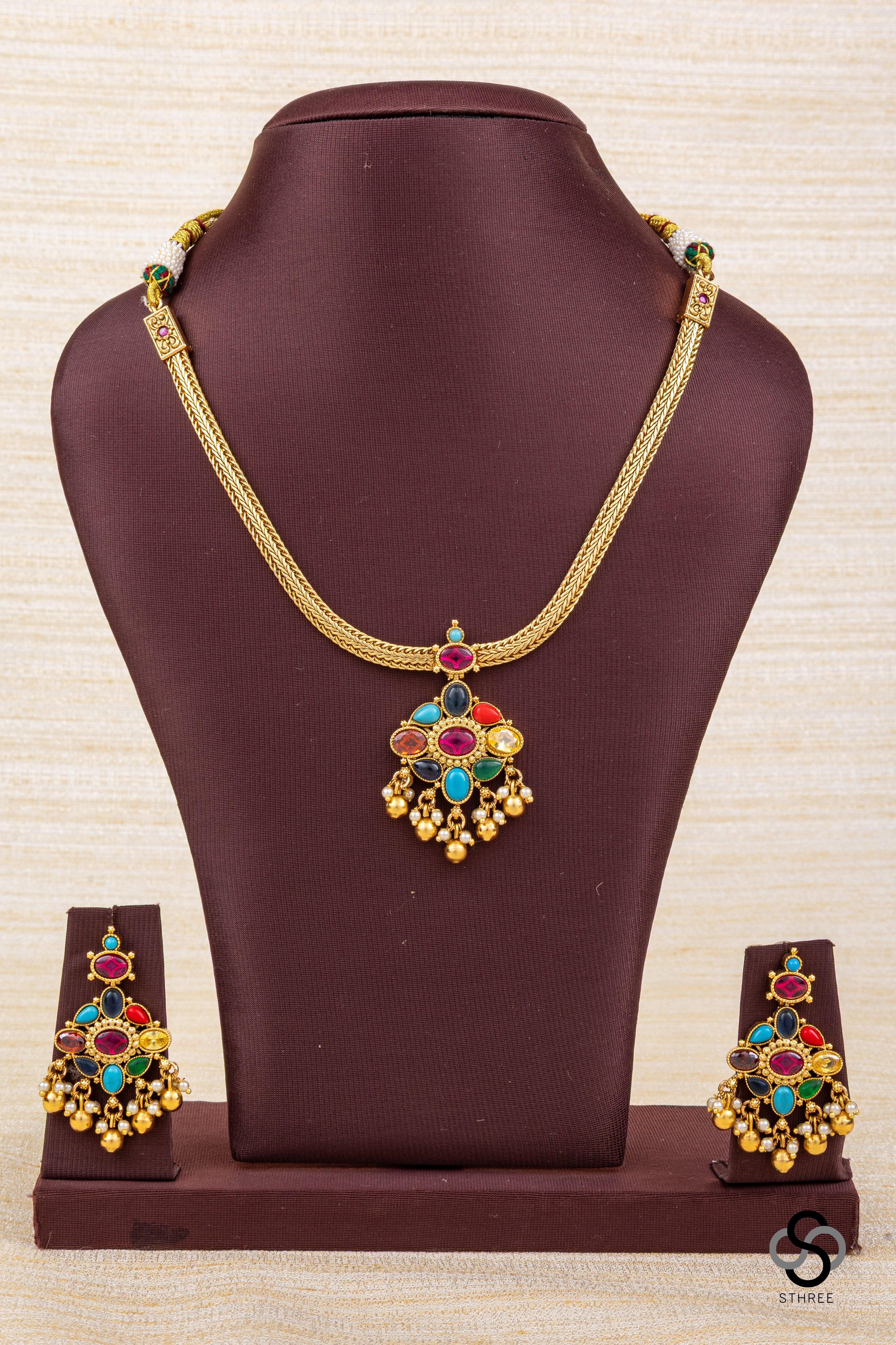 Navarathna Addigai Set