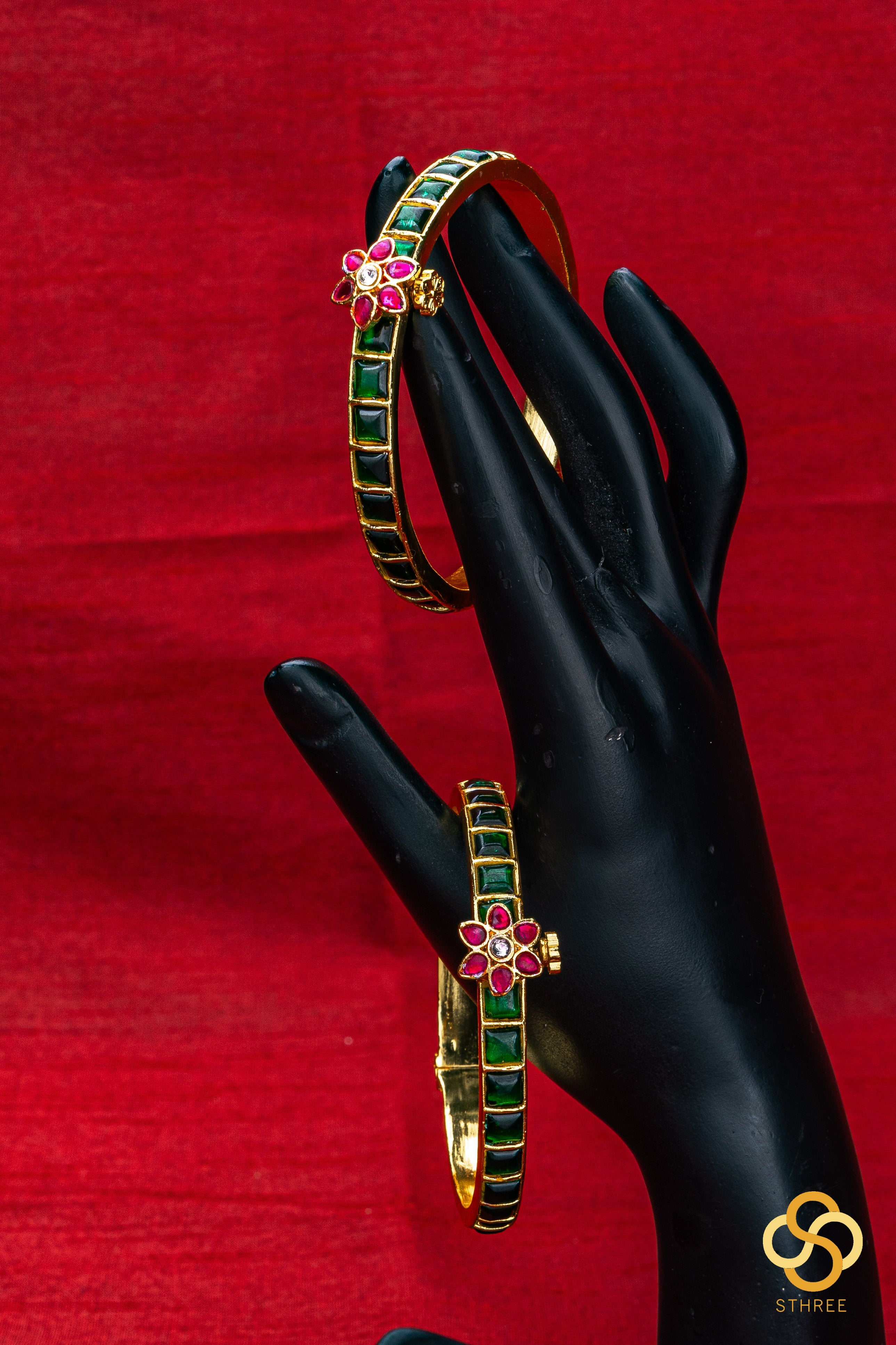 Antique Jadau kundan bangles-  Emerald green with Ruby red mogappu