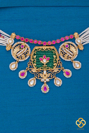 Pearl Choker in Jadau Kundan Pendant - Emerald Green with Ruby Pink