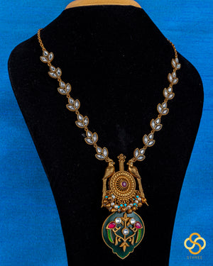 Jadau kundan necklace - Handmade parrot pendant in green onyx