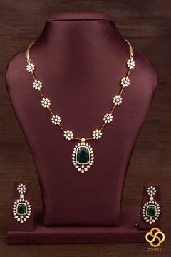 Diamond Pattern Necklace with Emerald Green Pendant