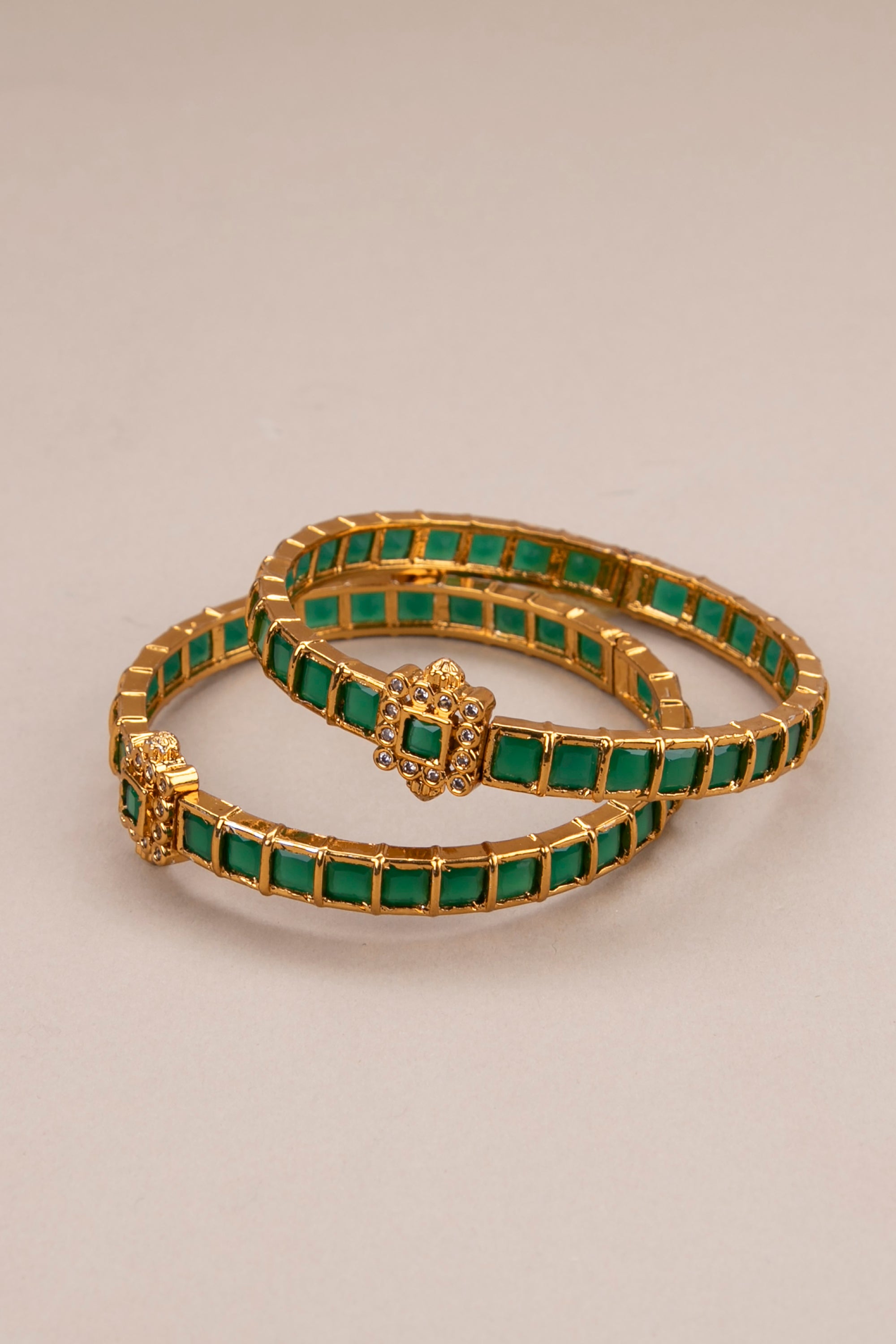 Emerald green kada with mogappu (openable pattern)