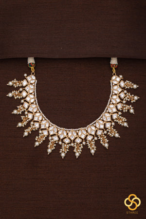 Uncut White Kundan and Pearls Choker