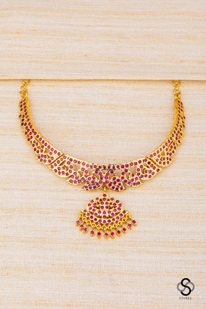Aympon  Addigai - Ruby red