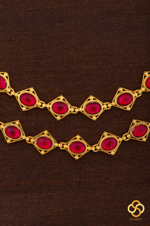 Nakshatra Rettai Saram - Kemp Red