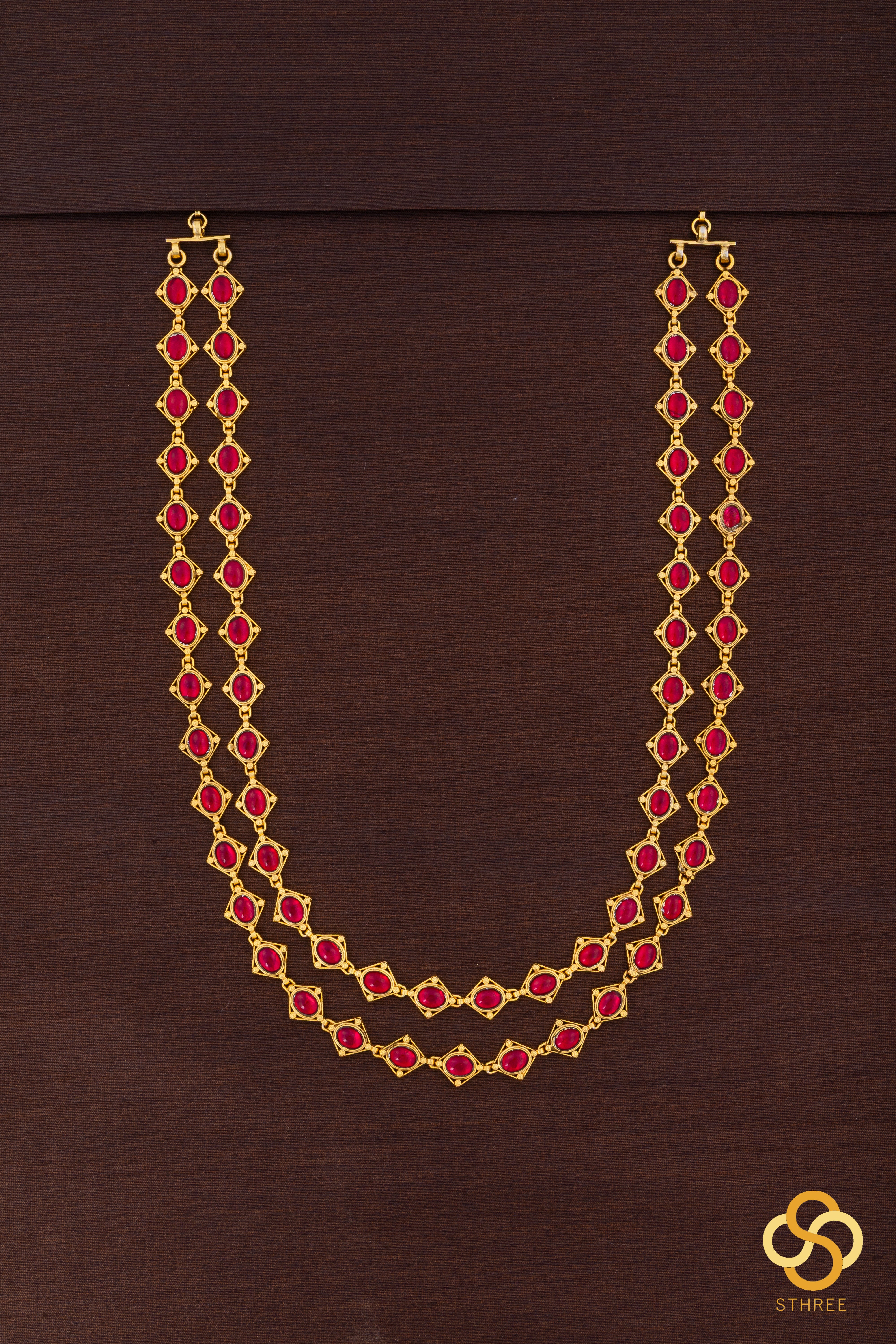 Nakshatra Rettai Saram - Kemp Red