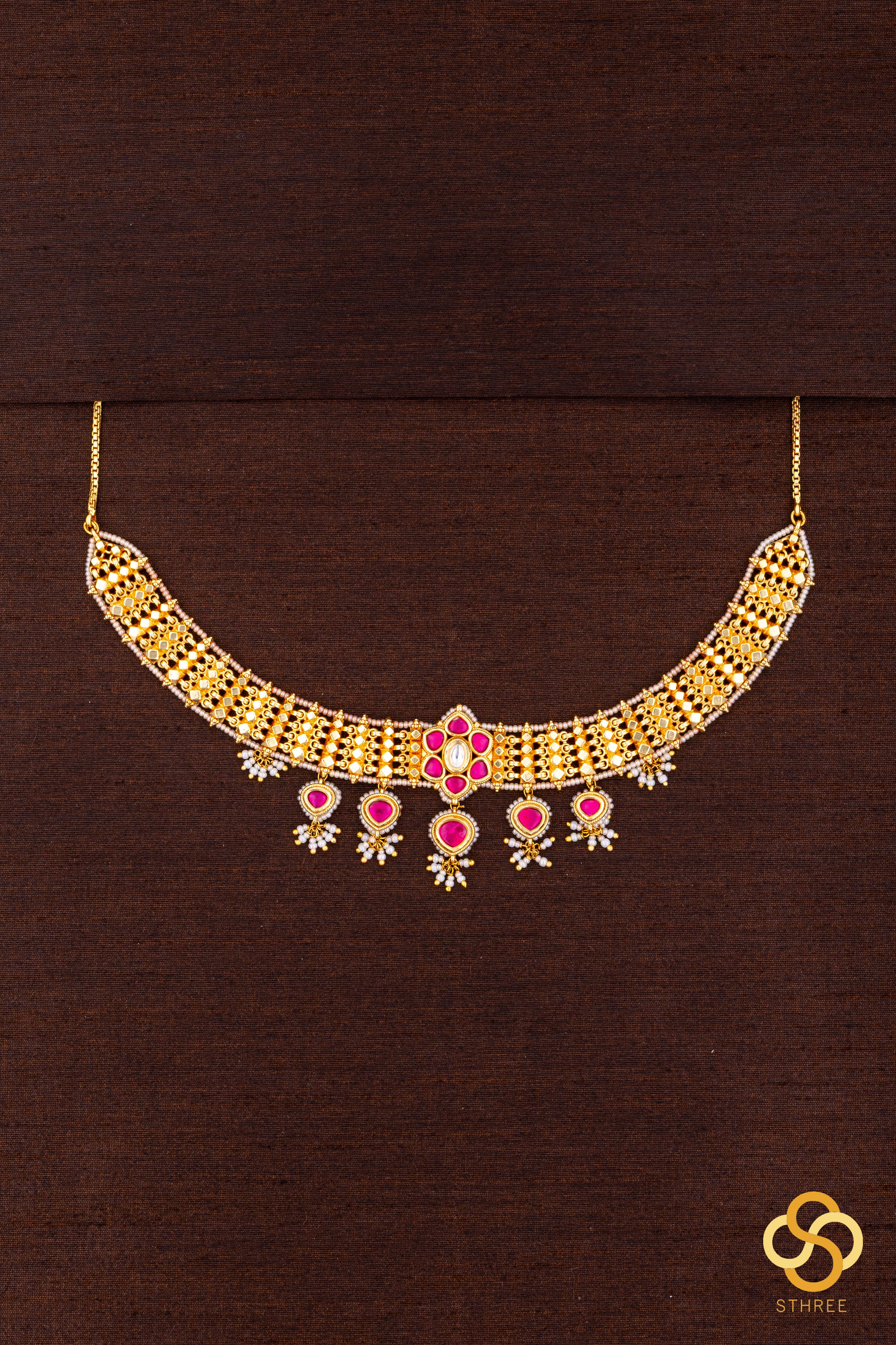 Rajwadi choker with Ruby red kundan