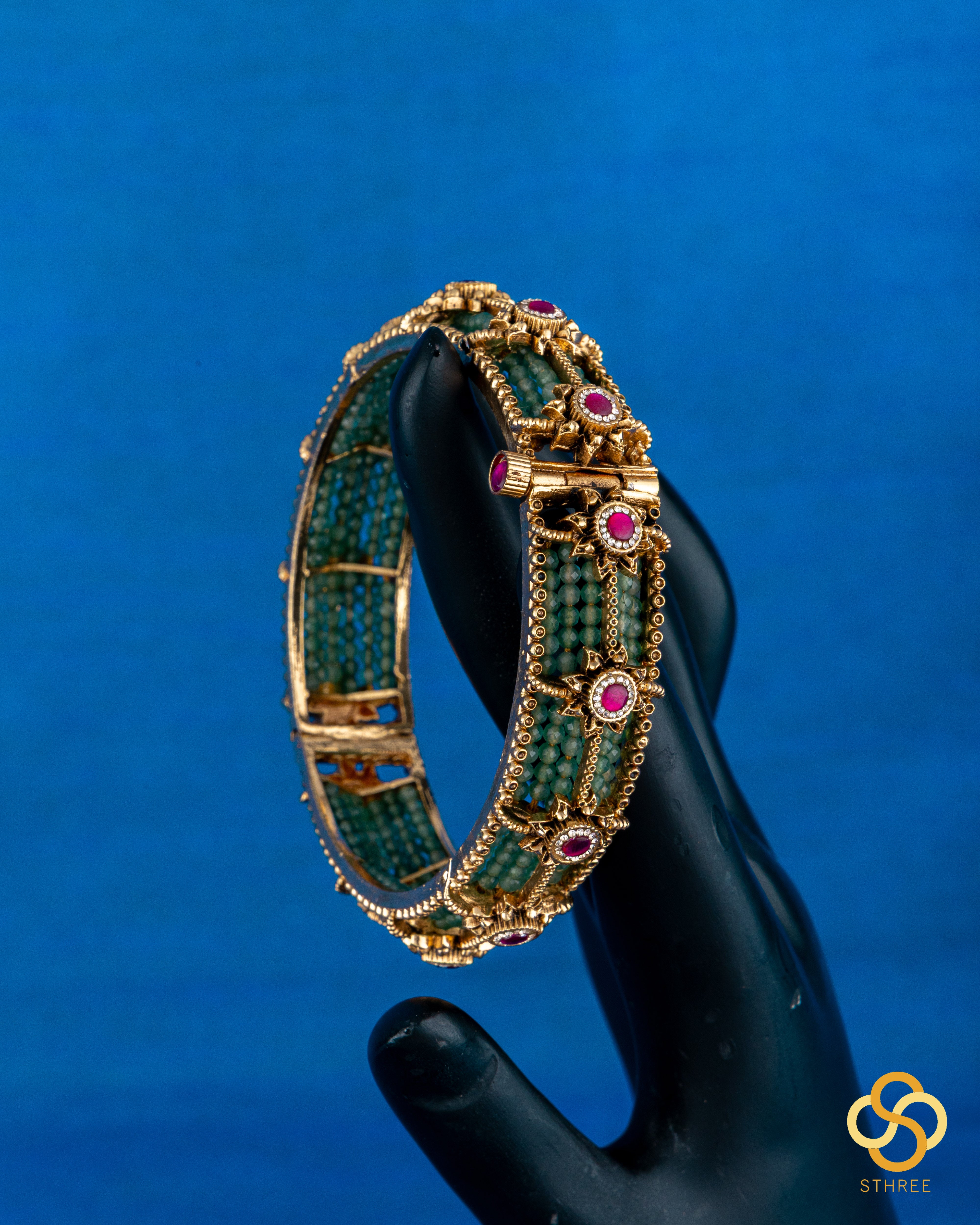 Antique pattern Kada - Green  colour beads