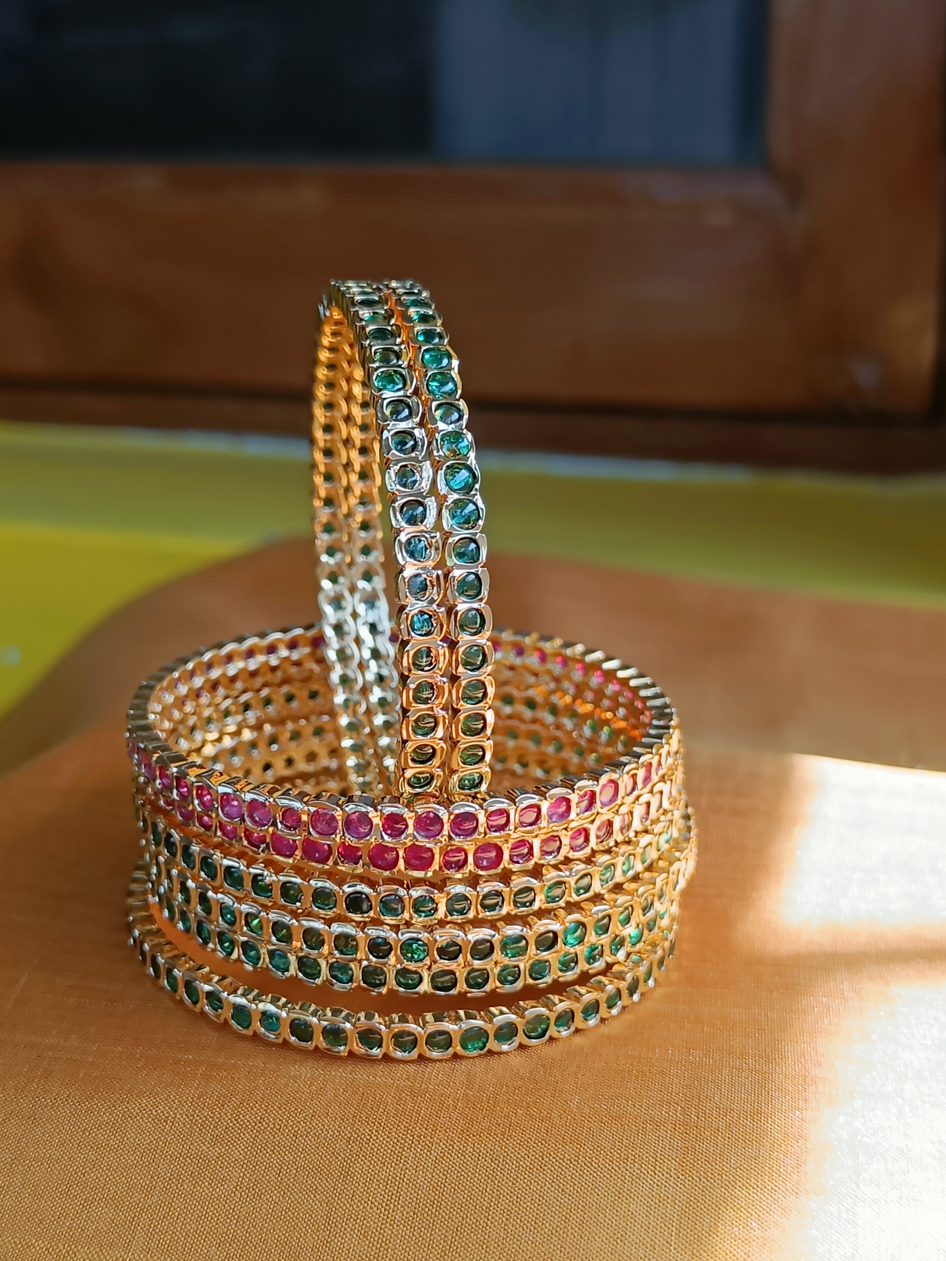 Mini emerald green stone bangles in Aympon