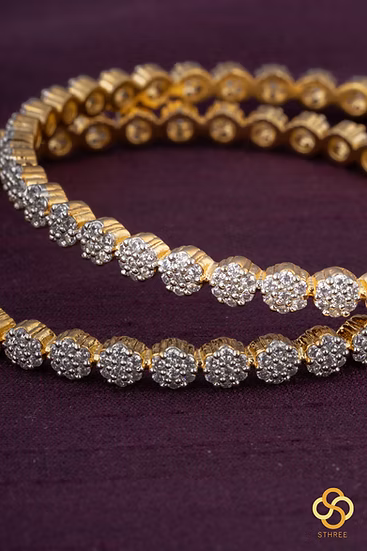 7 Stone Diamond Pattern - Set of 2 - Gold Finish