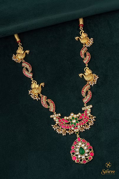 Annapakshi Haram - Ruby red