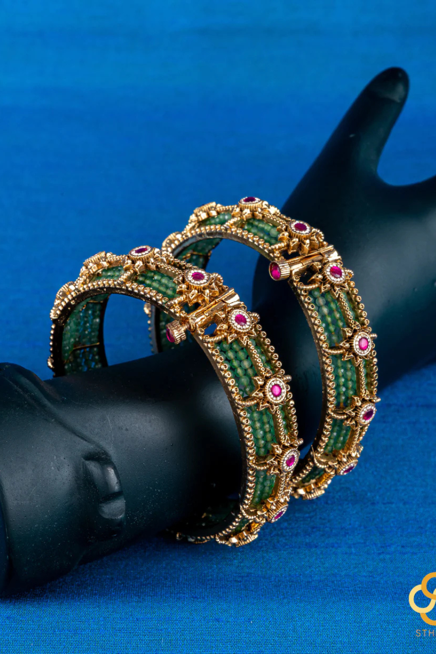 Antique pattern Kada - Green  colour beads