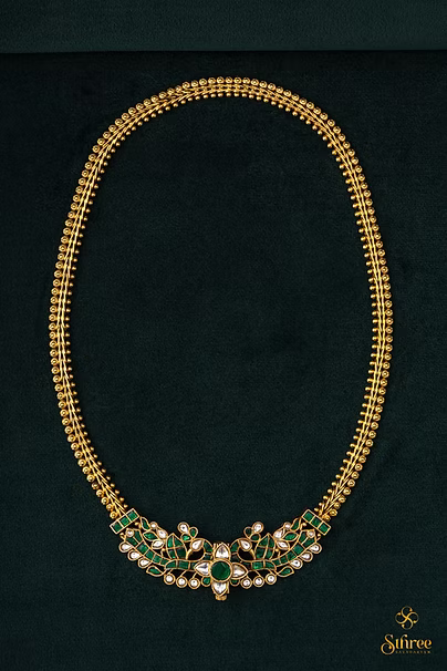 Antique peacock choker - Emerald green