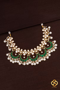 Chandbali Pendant with pearls - Emerald green