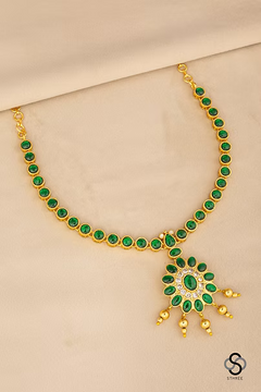 Emerald green Necklace set